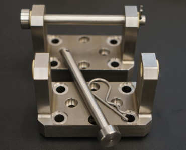 Dispositivo di prova ZwickRoell per prove in conformità alle norme ASTM F1717 e ASTM F2706