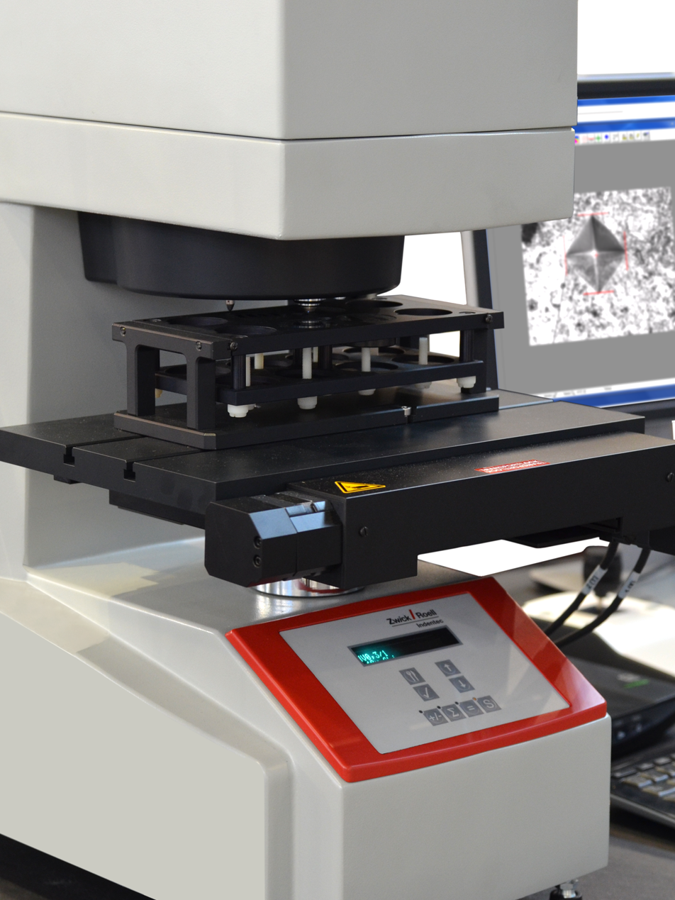 Ensaio De Dureza Vickers Iso Astm E Zwickroell