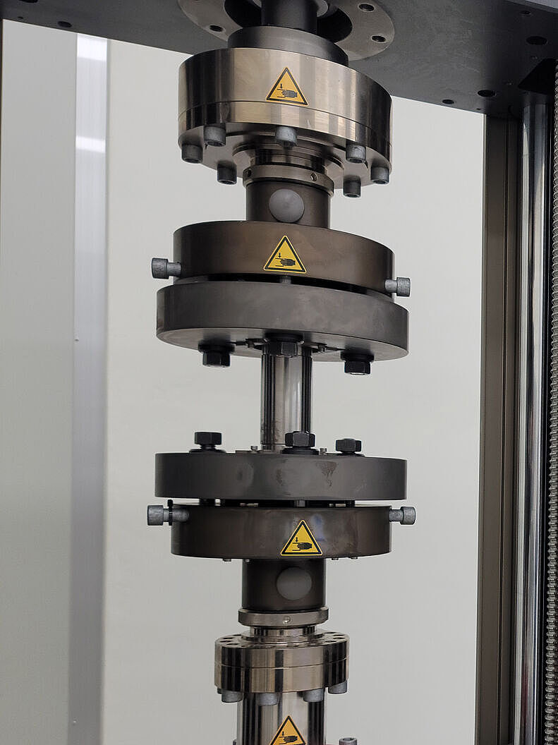 Tensile- / Compression-Torsion Tests | ZwickRoell